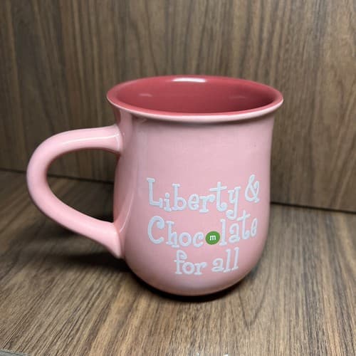 M&M's World Statue of Liberty Pink 3D mug Glitter Heart Chocolate for All 2016 - Thumbnail 3