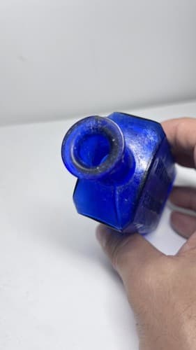 Wakelee's Camelline San Francisco 4 3/4" Cobalt Blue Tool Top Medicine Bottle - Thumbnail 5