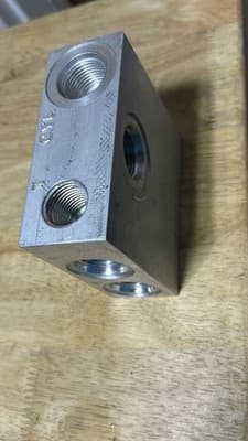 Selling Precision Hydraulic Manifold 20982 - Thumbnail 14