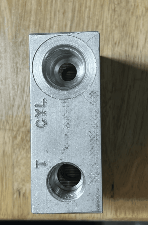 Selling Precision Hydraulic Manifold 20982 - Thumbnail 20