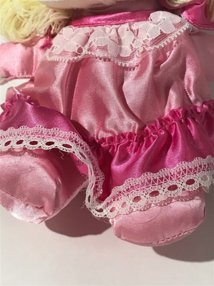 Vintage 1983 Daekor Doll Plush Pink, Made in Korea - Thumbnail 5