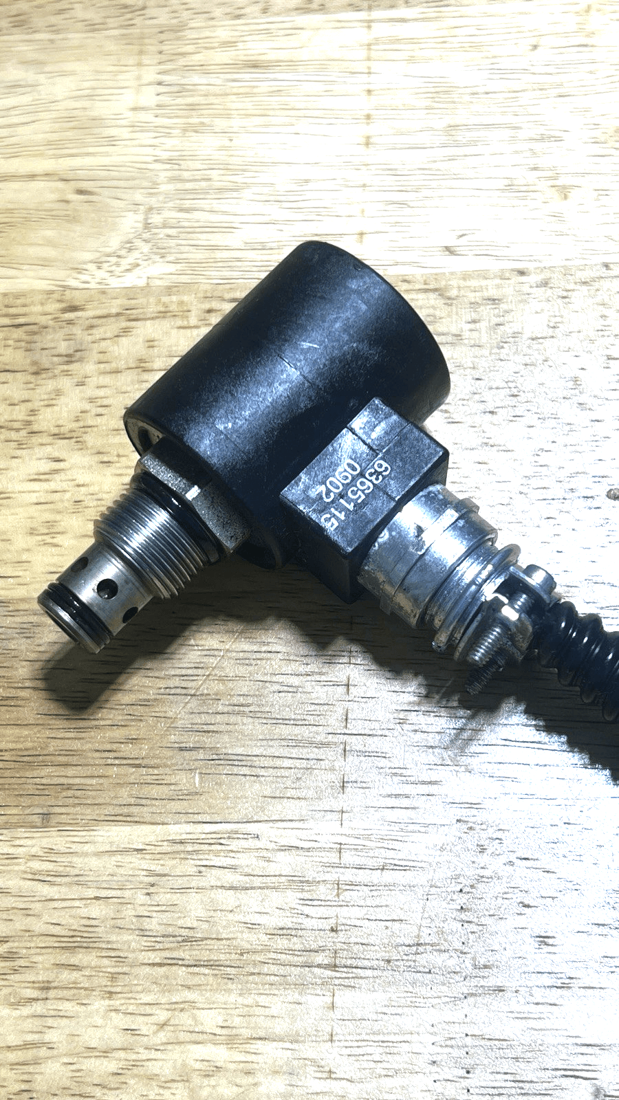 Hydraforce SV10-20 Solenoid Valve Cartridge with 6365115 valve coil - Thumbnail 7