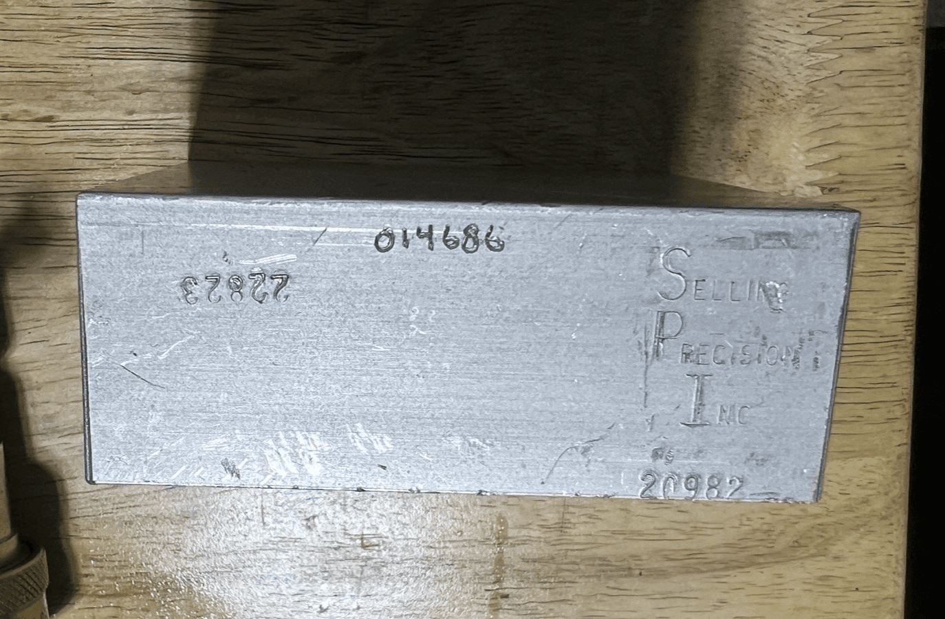 Selling Precision Hydraulic Manifold 20982 - Thumbnail 15