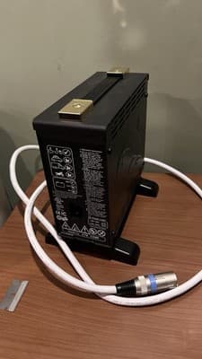 Invacare/Pride/Quantum 8 Amp 24 Volt Power Wheelchair Battery Charger 4C24080A - Thumbnail 2