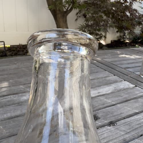 Vintage International Milk Company 1 Quart Milk Bottle from Hillside New Jersey - Thumbnail 8