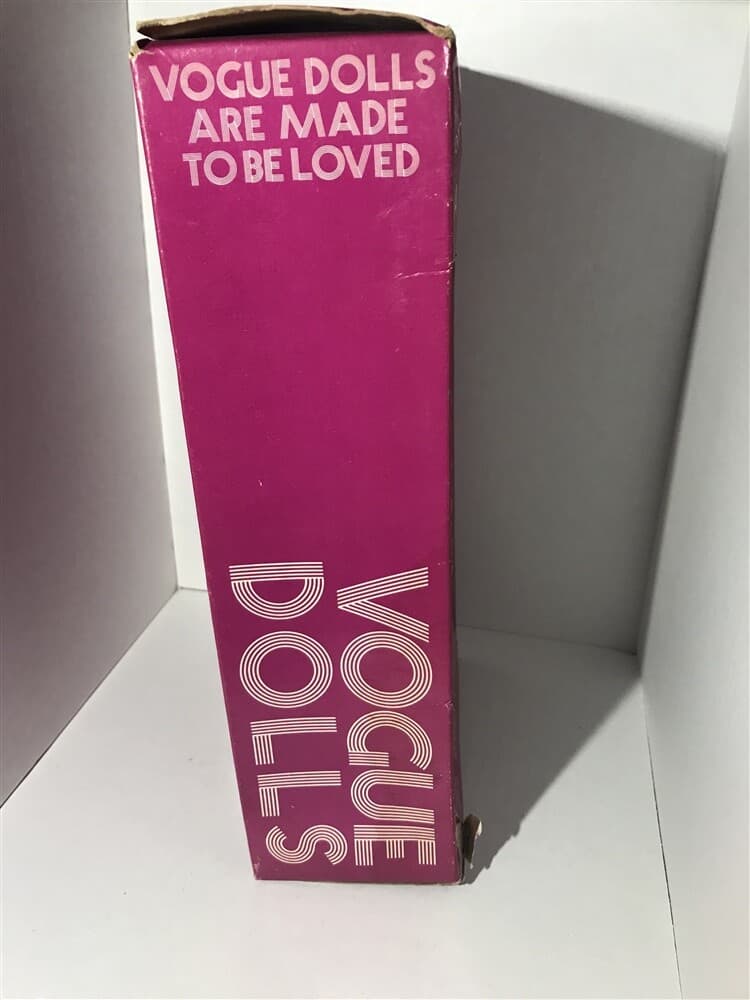 Original Vogue GINNY 8'' Tyrollean Doll Far Away Lands Series Boxed - Thumbnail 4