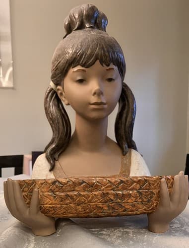 Lladro vintage 17" Gardener Girl bust retired sculpture Large rare with bowl - Thumbnail 10
