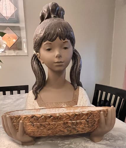 Lladro vintage 17" Gardener Girl bust retired sculpture Large rare with bowl - Thumbnail 11