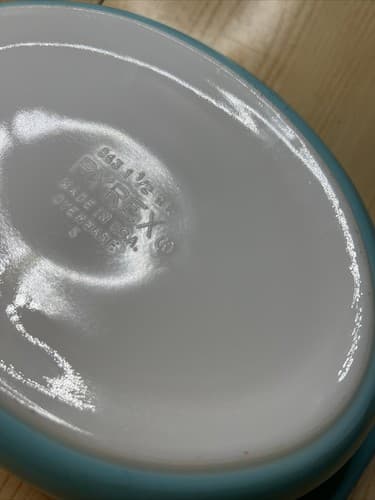 Pyrex Glass 043 Snowflake Turquoise Blue Oval Casserole - Thumbnail 3