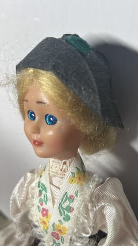 Vintage Lot of Celluloid 8" dolls traditional costumes , sleepy eyes,mohair hair - Thumbnail 5