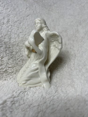 Lenox Angel Kneeling Porcelain Figurine Holding Lyre Harp With Gold Belts - Thumbnail 2
