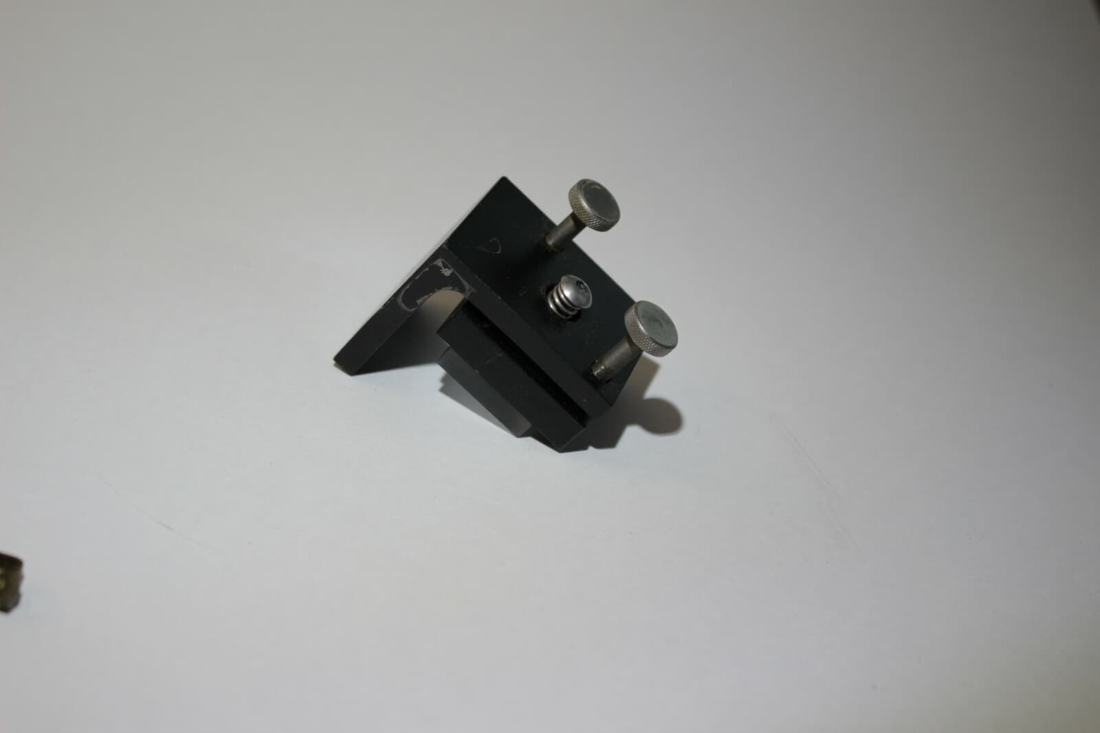 Daedal Kinematic Mirror Mount with Mirror - Thumbnail 2
