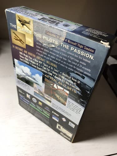 Microsoft Flight Simulator 2004: A Century of Flight- 4 CD ROM Set ,Never Played - Thumbnail 2