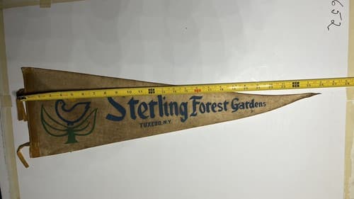 Sterling Forest Gardens Fun Tuxedo, NY VINTAGE PENNANT 26" - Thumbnail 5