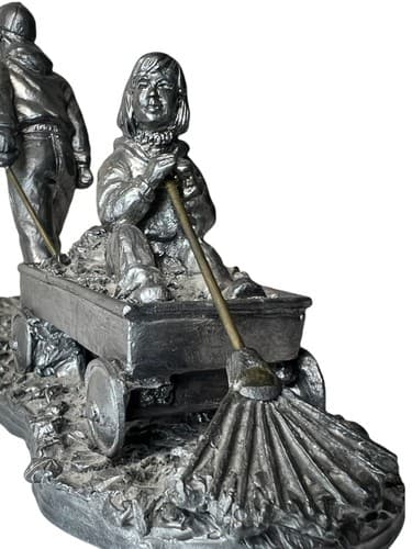 Michael Ricker pewter figurine-- Boy pulling cart with girl inside 1996 7"x4" - Thumbnail 3