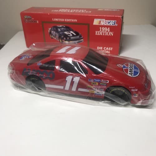 Nascar 1/24 Die Cast Coin Bank w/ Lock #11 Bill Elliott 1994 Thunderbird 1/2000 - Thumbnail 2