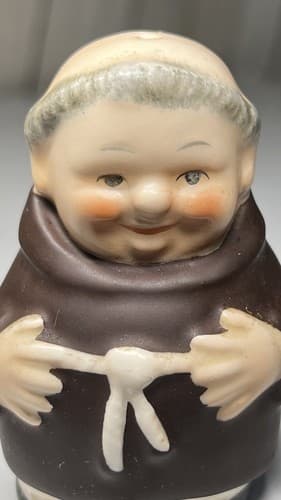 GOEBEL HUMMEL Fryar TUCK MONK PRIEST SALT & PEPPER SHAKER GERMANY 1950's Big Bee - Thumbnail 5