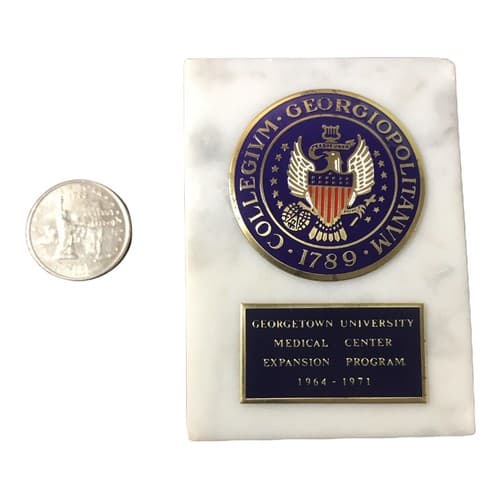 Vintage Georgetown University Official Seal Fine Marble Base Paperweight - Thumbnail 3