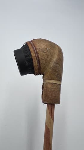Rare West African Clay Pipe wrapped in leather - Thumbnail 4