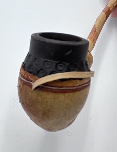 Rare West African Clay Pipe wrapped in leather - Thumbnail 6