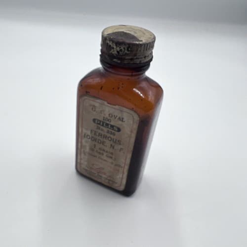 Vintage Lilly Ferrous Iodide Amber Pharmacy Bottle Collectible for display - Thumbnail 2