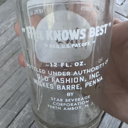 Vintage 1944 Old Fashion Ma's Soda Bottle Embossed w/ nice graphics - Thumbnail 5