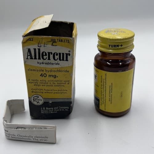 Vintage 1950's Allercur hydrochloride Medicine Bottle Collectible Empty - Thumbnail 2