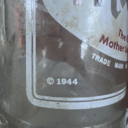 Vintage 1944 Old Fashion Ma's Soda Bottle Embossed w/ nice graphics - Thumbnail 6