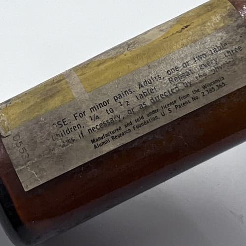 Vintage Menacyl Tablets Medicine Bottle Milwaukee Minnesota Quack Collectible - Thumbnail 2