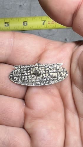 2000 Brickyard 400 Indianapolis Motor Speedway NASCAR Racing Lapel Hat Pin - Thumbnail 2