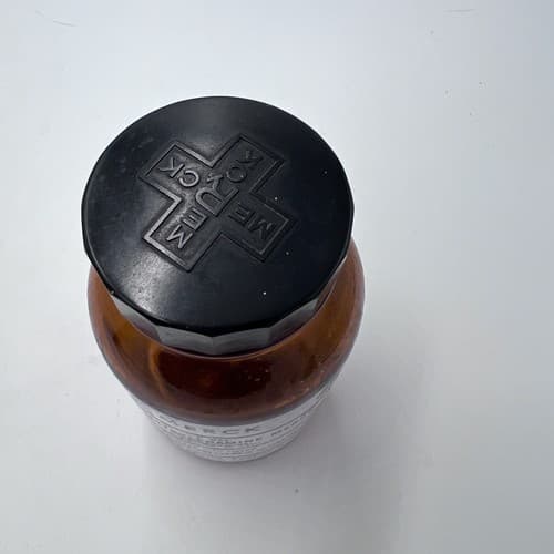 4.75" Merck Hexamethylenamine Antique Amber Apothecary Pharmacy Medicine Bottle - Thumbnail 3