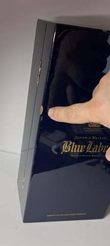 Johnnie Walker Blue Label Highest Awards Whisky Empty Bottle with case, ltd ed - Thumbnail 5