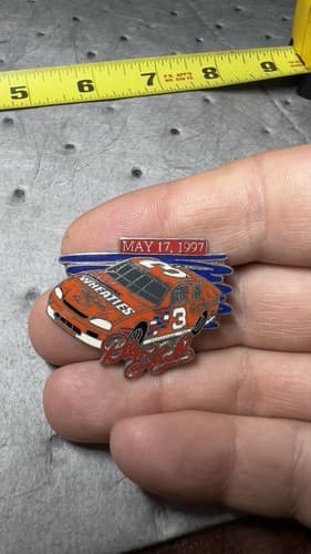 1997 Dale Earnhardt Wheaties Monte Carlo Chevy Pin Pinback - Thumbnail 2