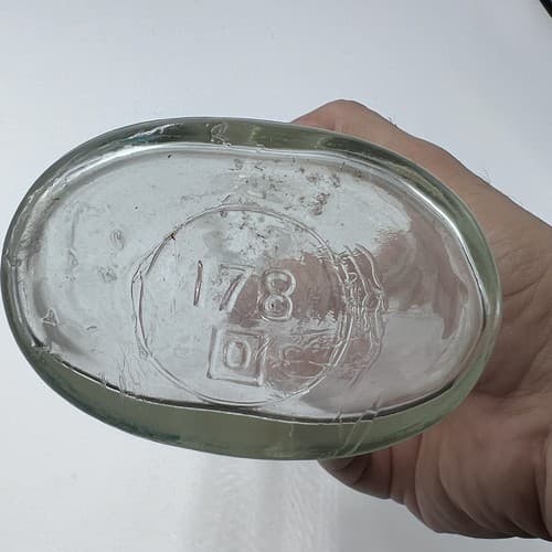Very Early Owens Bottle Boxed O Clear Antique 8" Pre-Merger - Thumbnail 3