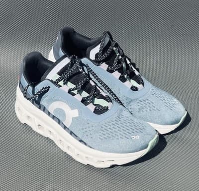 ON Cloud CLOUDMONSTER Women’s Size 10 Running Shoes Dust Vapor Helion 61.98081