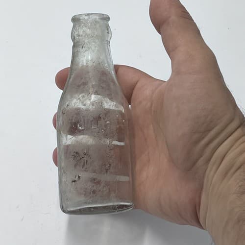 Vintage Welch’s Junior Juice Bottle 1940s Nice Small Bottle 5" - Thumbnail 2