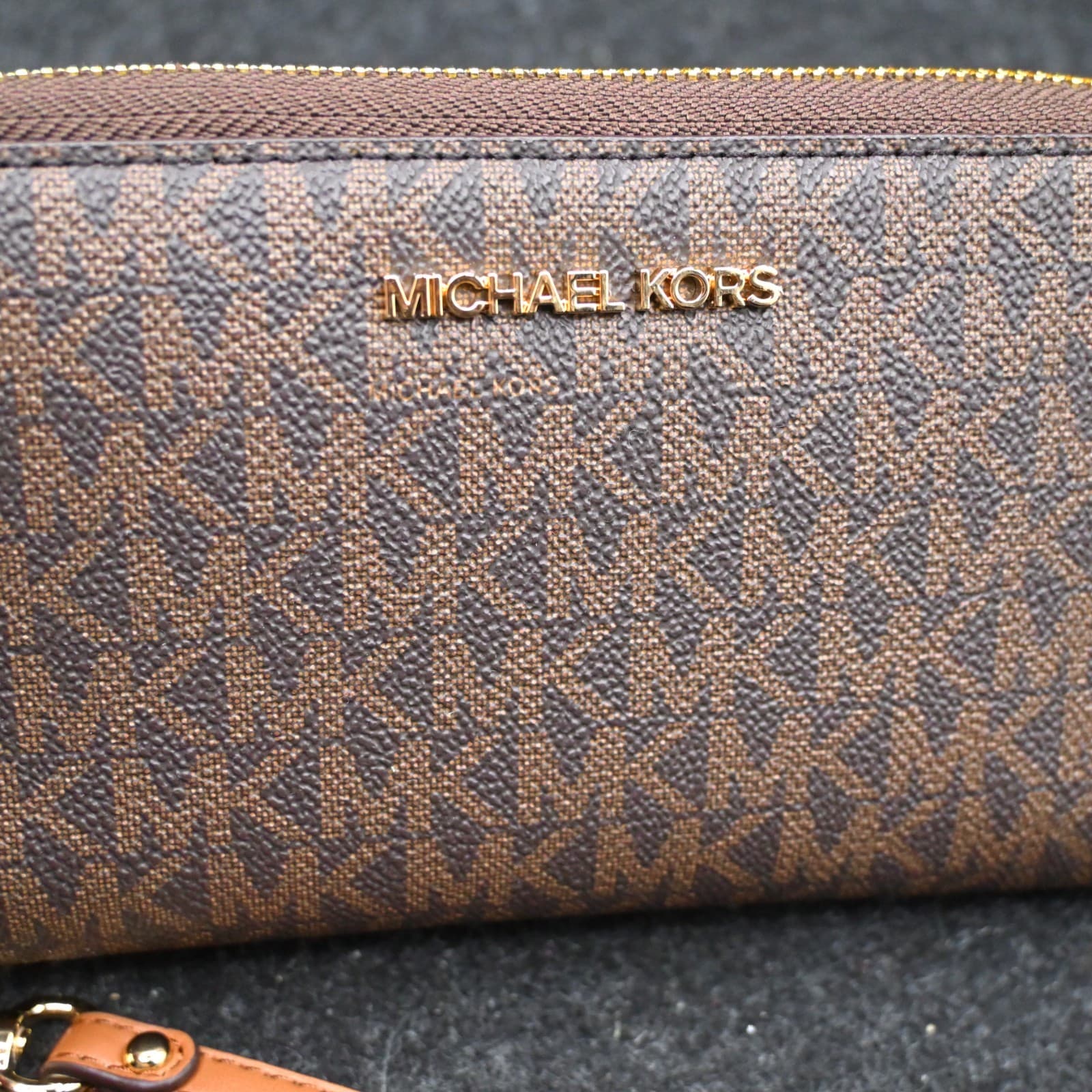 Michael Kors Jet Set Travel Multifunction Large Phone Case Wallet MK Brown - Thumbnail 2