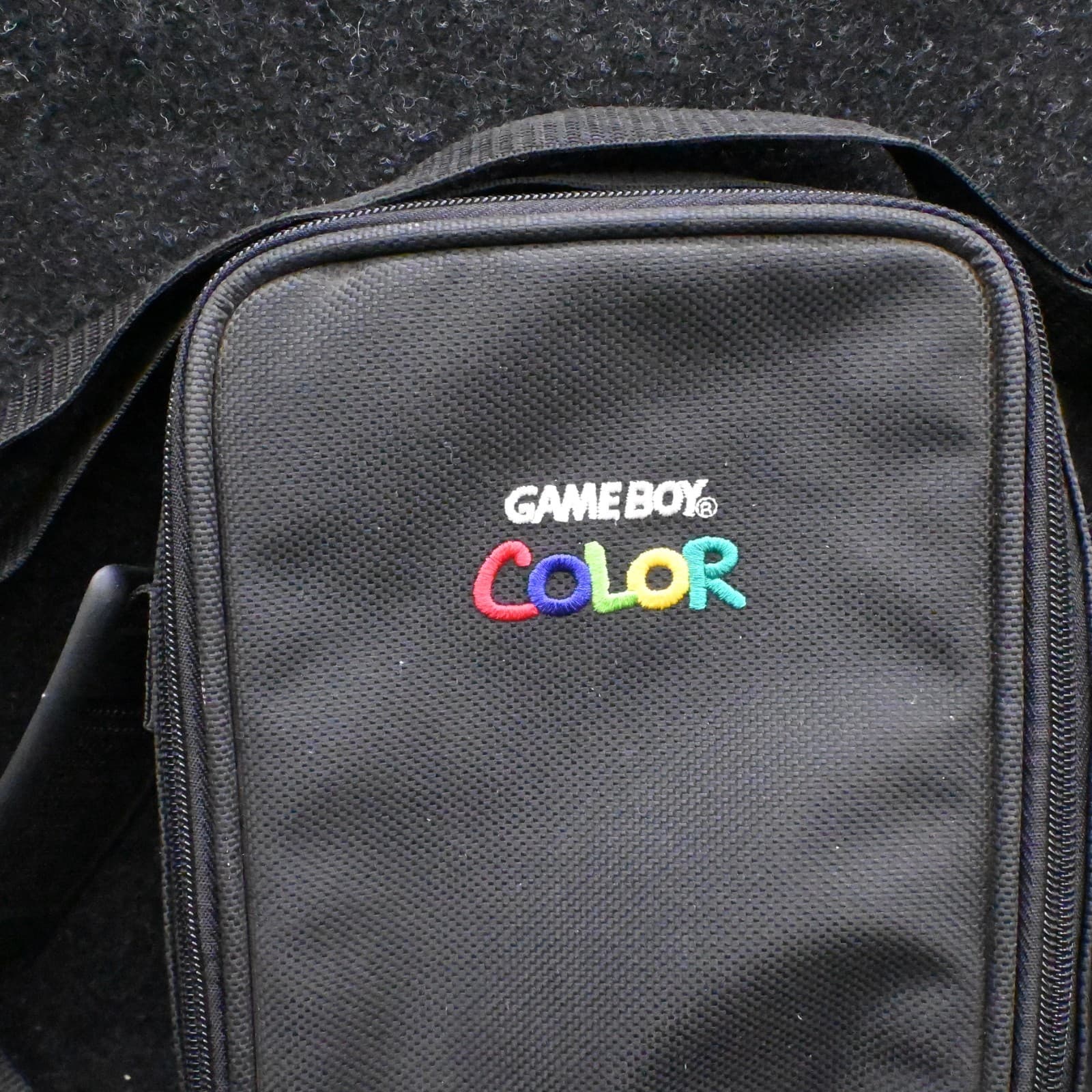 Nintendo Gameboy Color Carrying Travel Case Black - Thumbnail 2