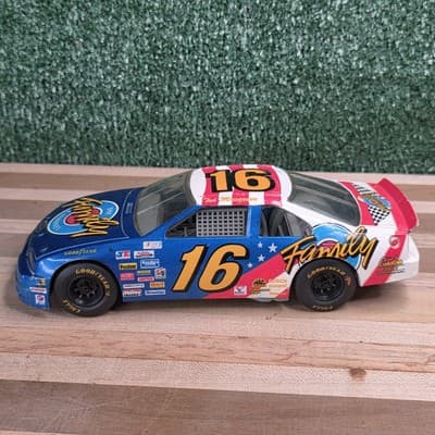 1995 Racing Champions #16 The Family Channel 1:24 Scale Ford Nascar Car NO BOX - Thumbnail 2