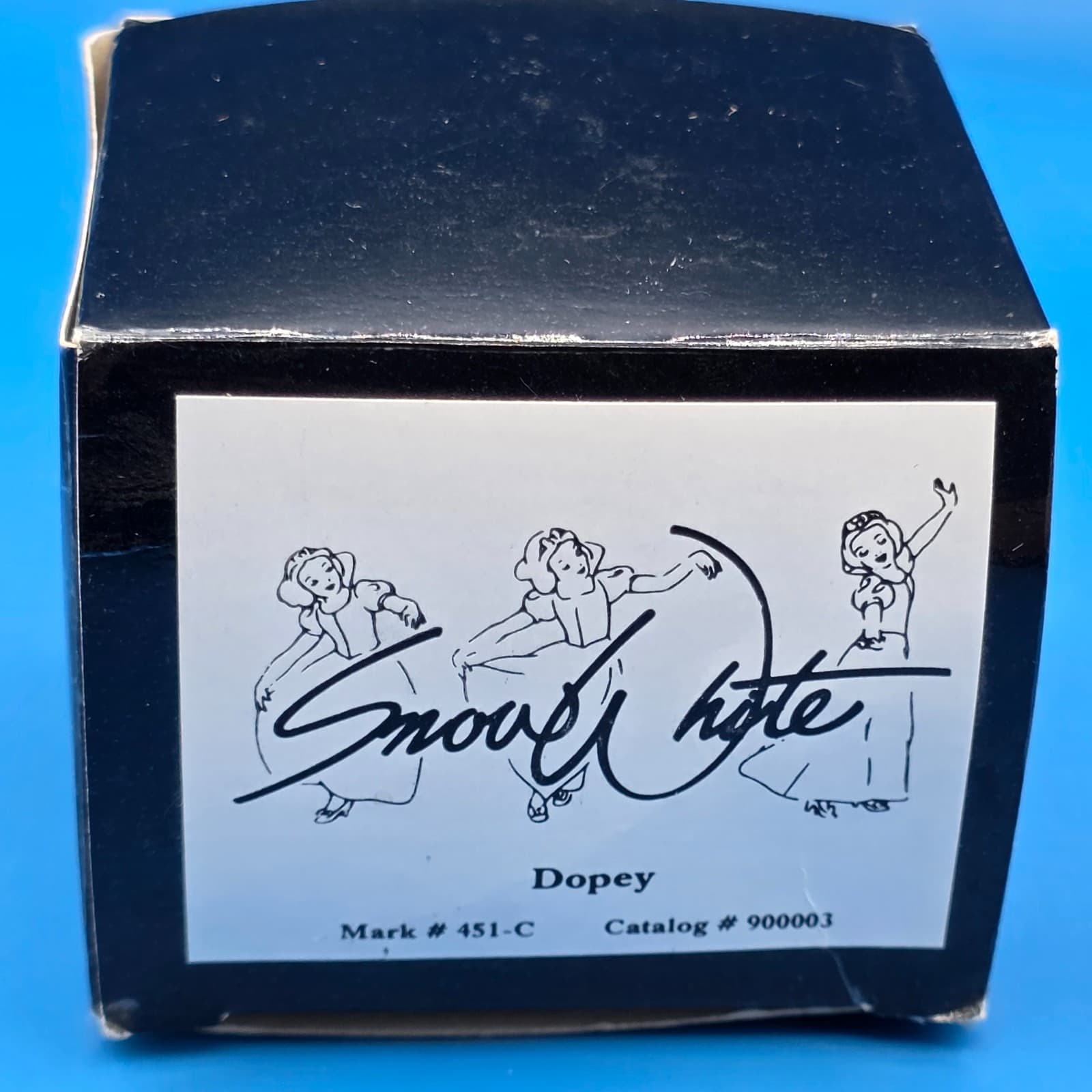 Goebel Miniatures - Dopey - Disney Snow White - 1994 - Mark # 451-C - Thumbnail 2