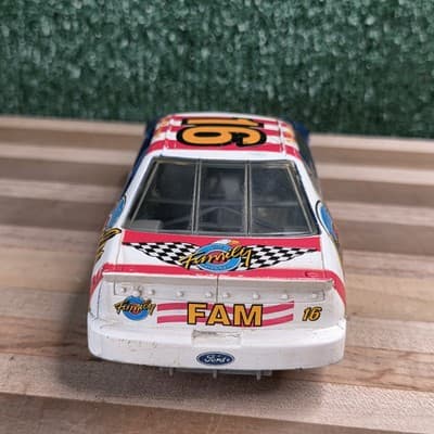 1995 Racing Champions #16 The Family Channel 1:24 Scale Ford Nascar Car NO BOX - Thumbnail 5