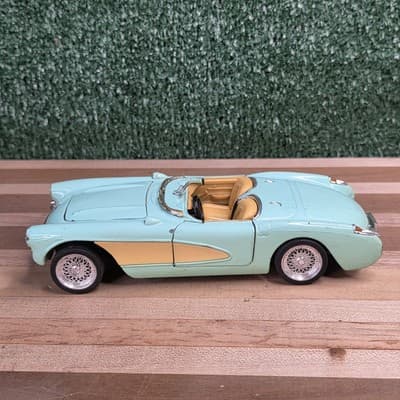 1957 Chevrolet Corvette 1:18 Diecast Durago No Box - Thumbnail 2