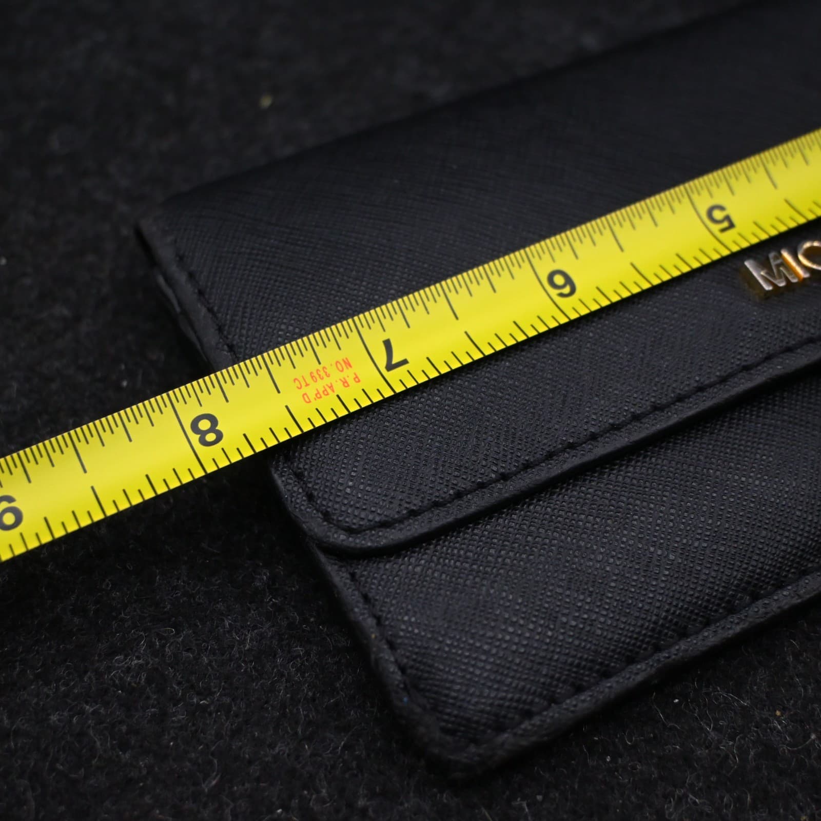 Michael Kors Jet Set Travel Large Trifold Leather Wallet - Black - Thumbnail 10