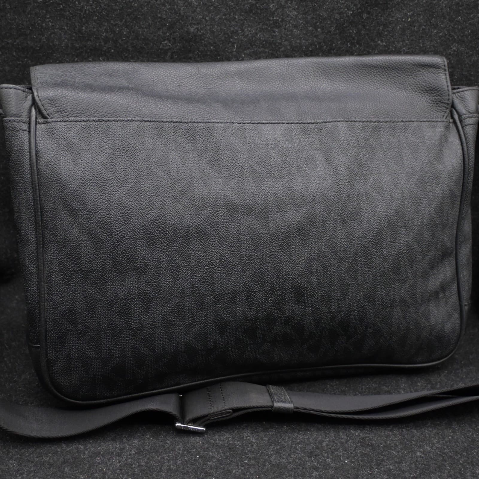 Michael Kors Men's Mason Explorer Messenger Bag - Black - Thumbnail 5