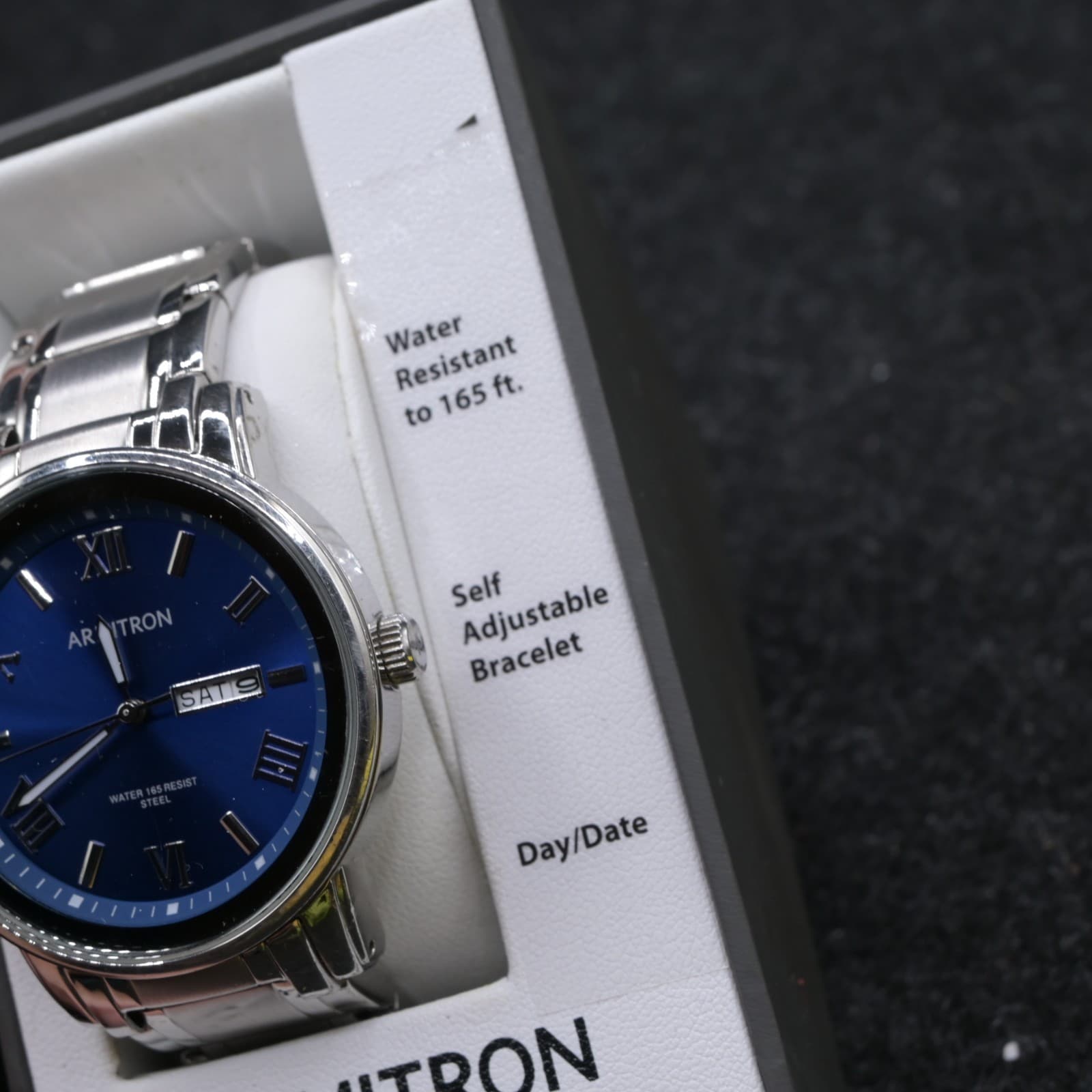 Armitron watch ,PC33 20/4935sv,blue dial with day/date, clasp band - Thumbnail 6