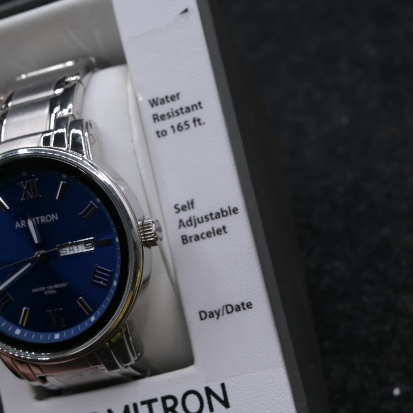 Armitron watch ,PC33 20/4935sv,blue dial with day/date, clasp band - Thumbnail 5