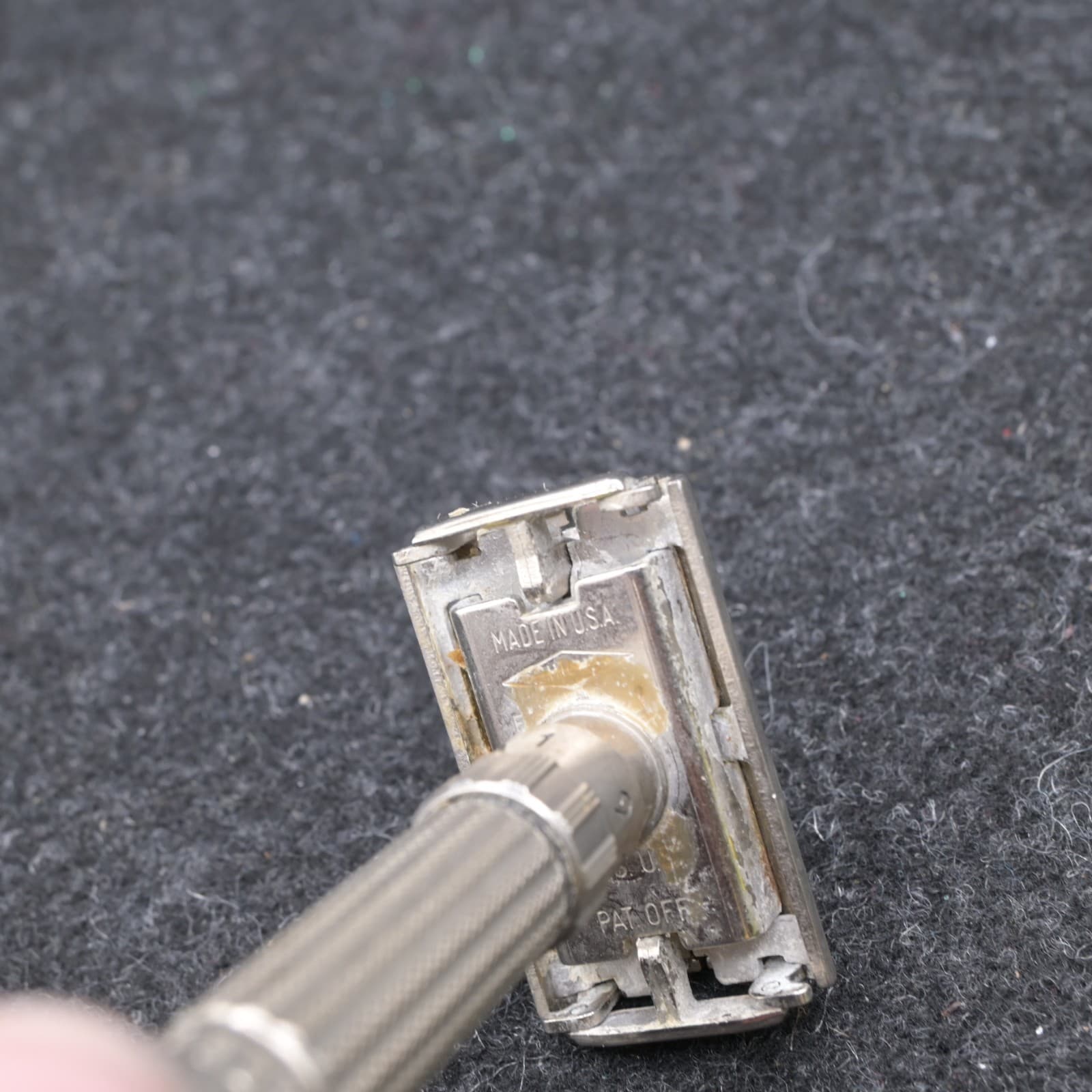Vintage Gillette Fatboy Adjustable Safety Razor/F3 1960 - Thumbnail 2