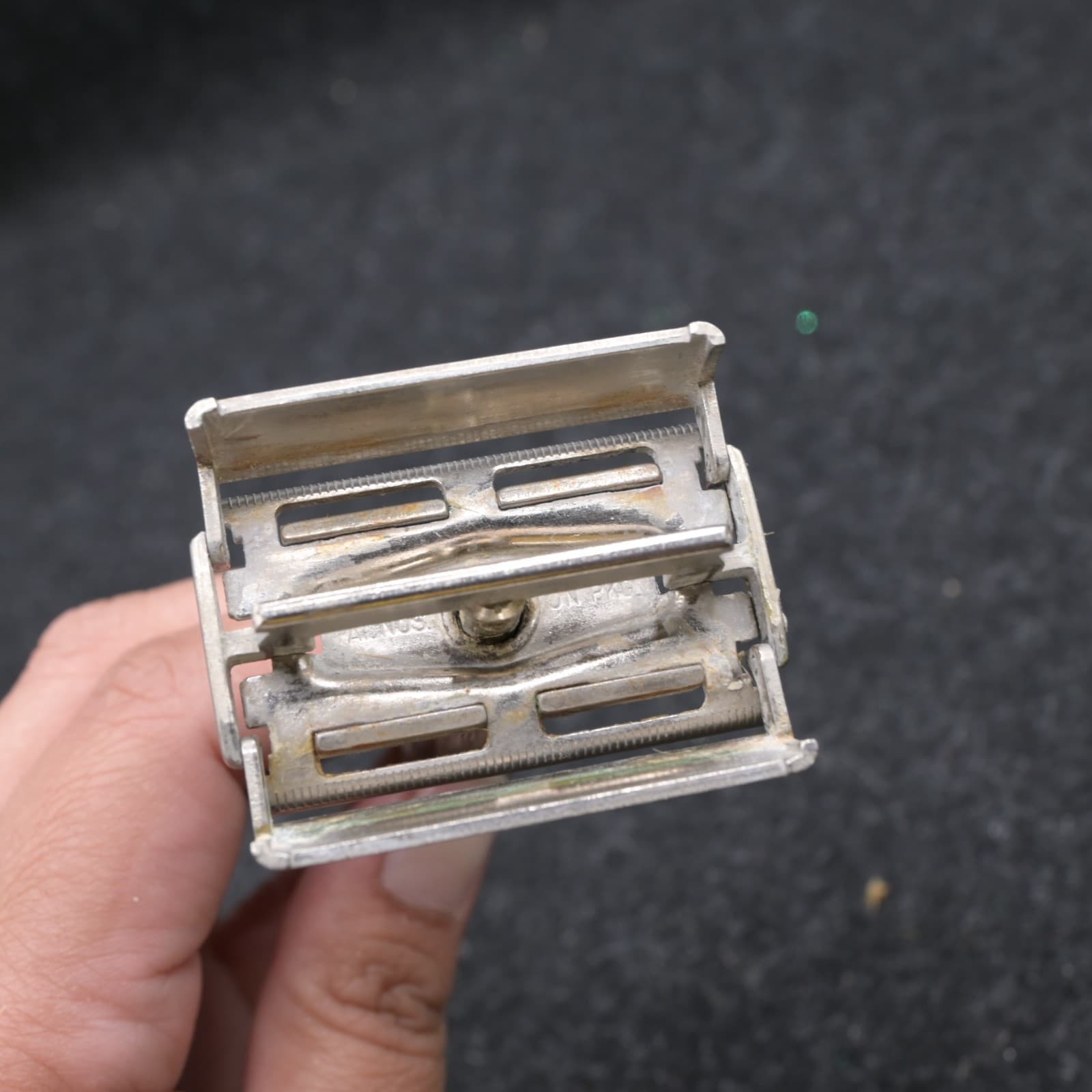 Vintage Gillette Fatboy Adjustable Safety Razor/F3 1960 - Thumbnail 9