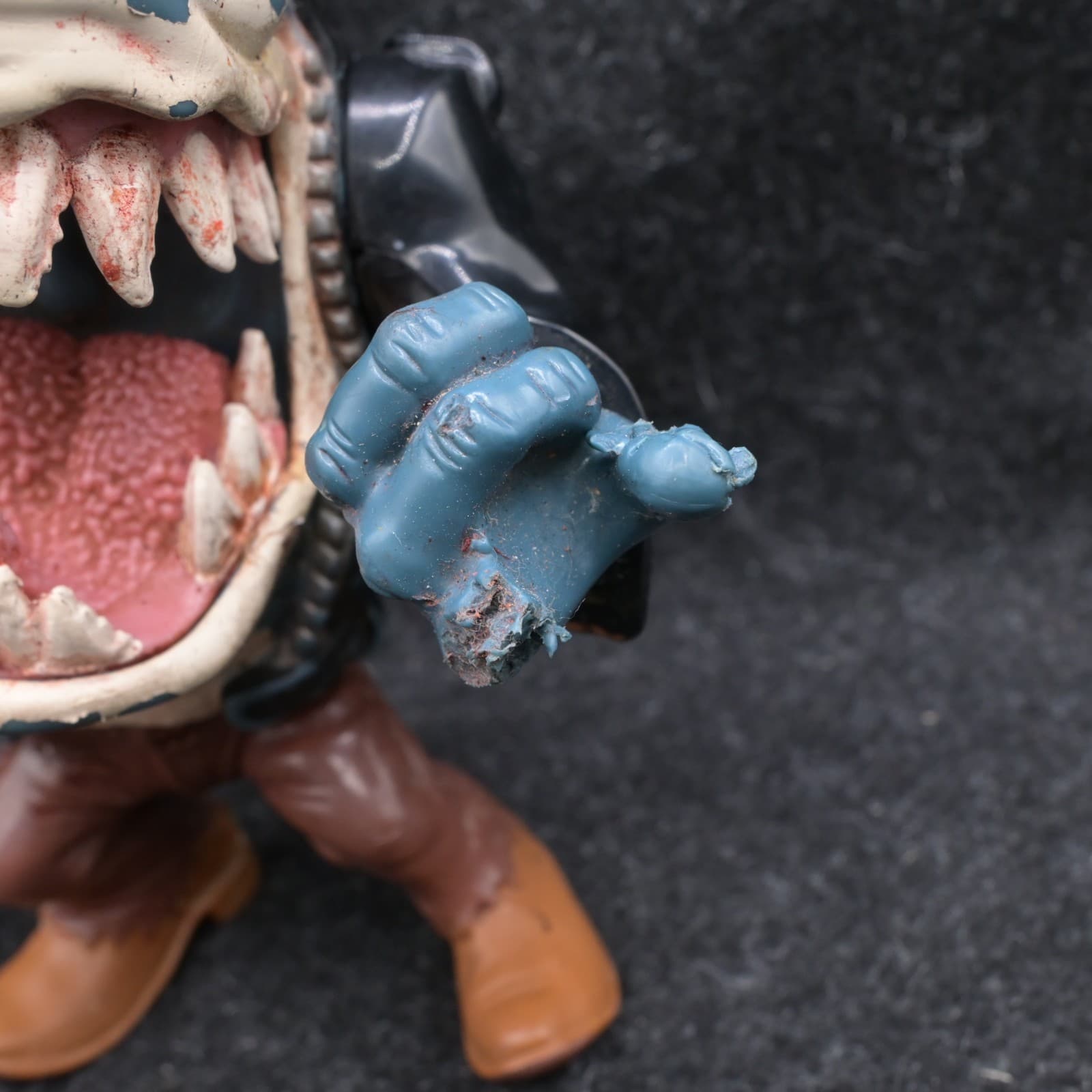 Vintage Street Sharks Pool Shark Ripster Toy 1995 MATTEL Series 4 - Thumbnail 2