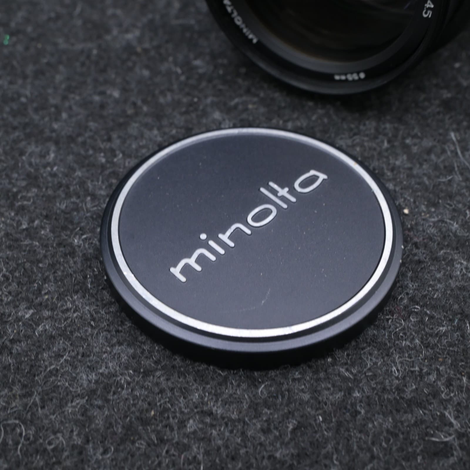 Minolta 70-210mm f/3.5-4.5 Lens for Sony A mount SLR DSLR Camera - Thumbnail 2